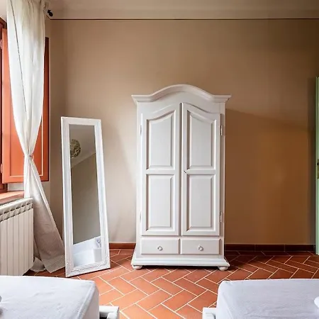 Orsucci Villa *